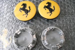 Tappi Ferrari 