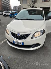 Lancia Ypsilon 1.0 FireFly 5 porte S&S Hybrid Ecoc