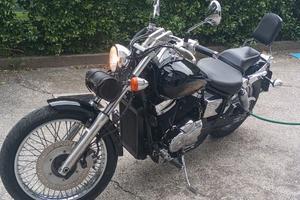 Honda VT  750 black widow 2001
