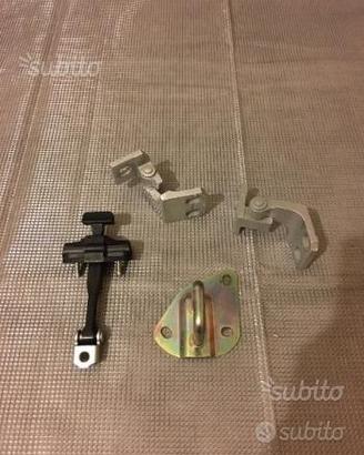 Cerniere portiera anter. sinistra Lancia Ypsilon