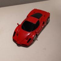 Ferrari enzo a batteria