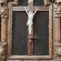 Antico Cristo crocifisso