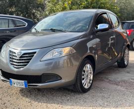 Lancia Ypsilon 1.3 MJT 16V 95 CV 5 porte S&S Plati