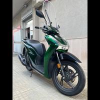 HONDA MOTO SH 125 VETRO