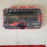 Amazon Basics Set di chiavi a cricchetto