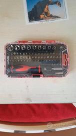 Amazon Basics Set di chiavi a cricchetto