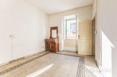 3 LOCALI A CIVITA CASTELLANA