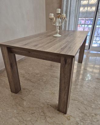 tavolo salone 