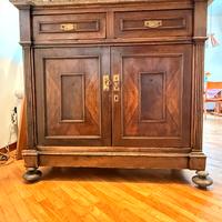 Credenza antica fine ‘800 con piano in marmo