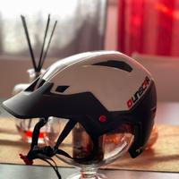 Casco bici BTWIN ER 56–58 cm – Nuovo mai usato