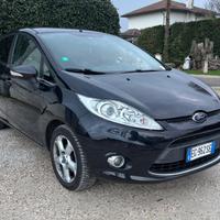 Ford Fiesta 1.2 5 porte Bz.- GPL Titanium