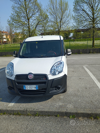 Furgone fiat doblo