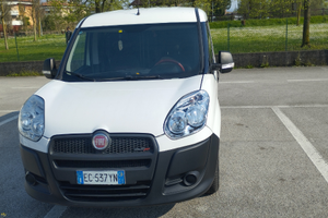 Furgone fiat doblo