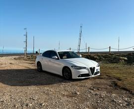 Alfa Romeo Giulia 2.2 150 cv super