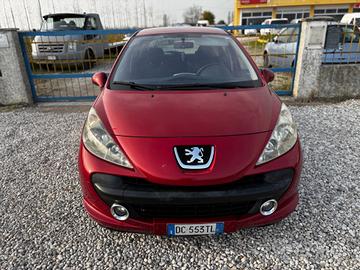 Peugeot 207 1.4 8V 75CV 5p. X Line