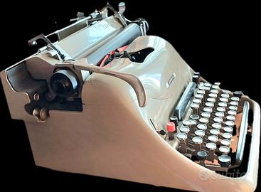 Macchina Olivetti Lexicon 80