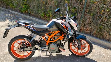 KTM Duke 390 ABS