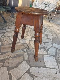 Sgabello vintage in legno massello,pezzo unico