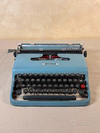 Olivetti Lettera 22 + “Musica per parole” 33 giri