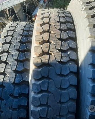 12.00/24 pirelli nuove 4 pezzi