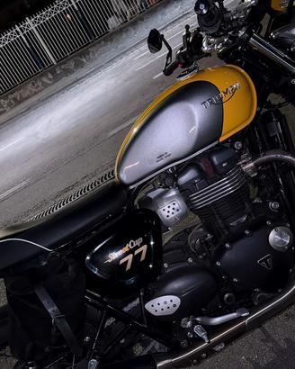Triumph Street Cup 900