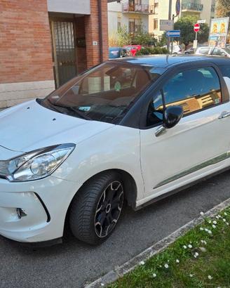CITROEN DS3 JUST BLACK 1.4 DIESEL 80.000 KM