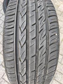 Gomme 215/55/R17