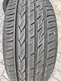 Gomme 215/55/R17