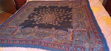 grand foulard 100% lana Fendi