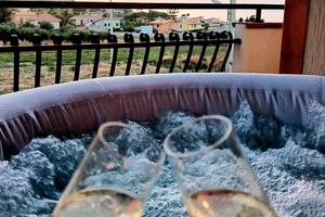 Villa con jacuzzi e Giardino a 300m dal Mare -