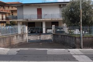 4 Vani con posto auto