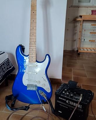 Chitarra elettrica completa di accessori