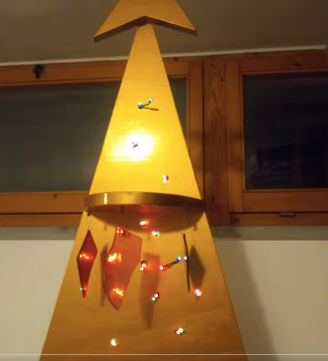 Originale Albero di Natale h 220 cm in legno