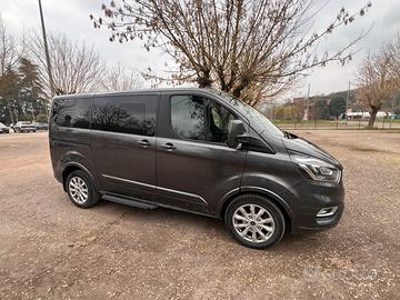 Ford Tourneo Titanium