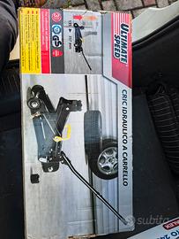 Crick idraulico 2000 kg