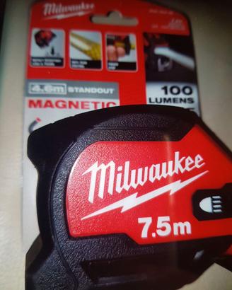 Milwaukee ✅ metro magnetico e torcia 5 pezzi 💯