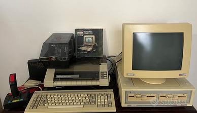 Lotto vintage Amstrad PC1512 DD completo di access