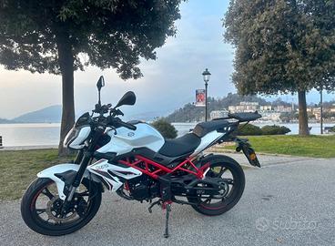 Benelli BN 125