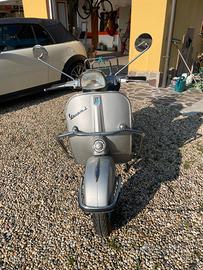 Vespa 150 Sprint Veloce anno 1968 completamente ri