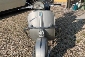 Vespa 150 Sprint Veloce anno 1968 completamente ri