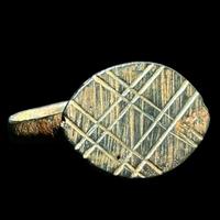 Anello romano antico talismano con griglia magica