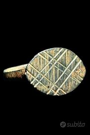 Anello romano antico talismano con griglia magica