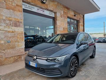 Volkswagen Golf 1.0 TSI EVO Life