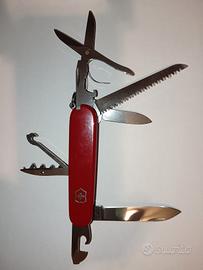 Victorinox Huntsman 