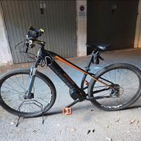 bicicletta elettrica Torpado Hyper 29