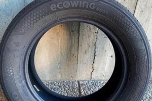 Gomme KUMHO ECOWING ES31  205/60/16