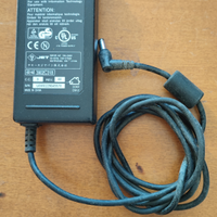 Alimentatore switching 19V 4,7A