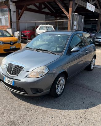 Lancia Ypsilon 1.2 ModaMilano
