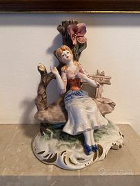 Statuina Dama di porcellana Capodimonte originale