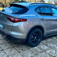 Stelvio q4